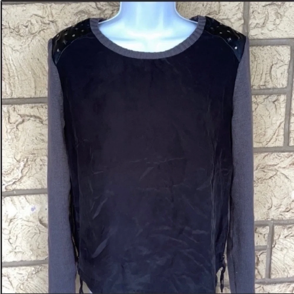 Boundary Silk lamb wool Leather sweater zipper sides 
Size Med Casual Business - Picture 2 of 12